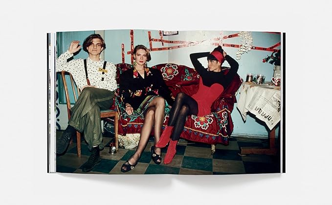 Grace: Thirty Years of Fashion at Vogue Paperback – Illustrated, 1 Oct. 2018 - Made for pilot
